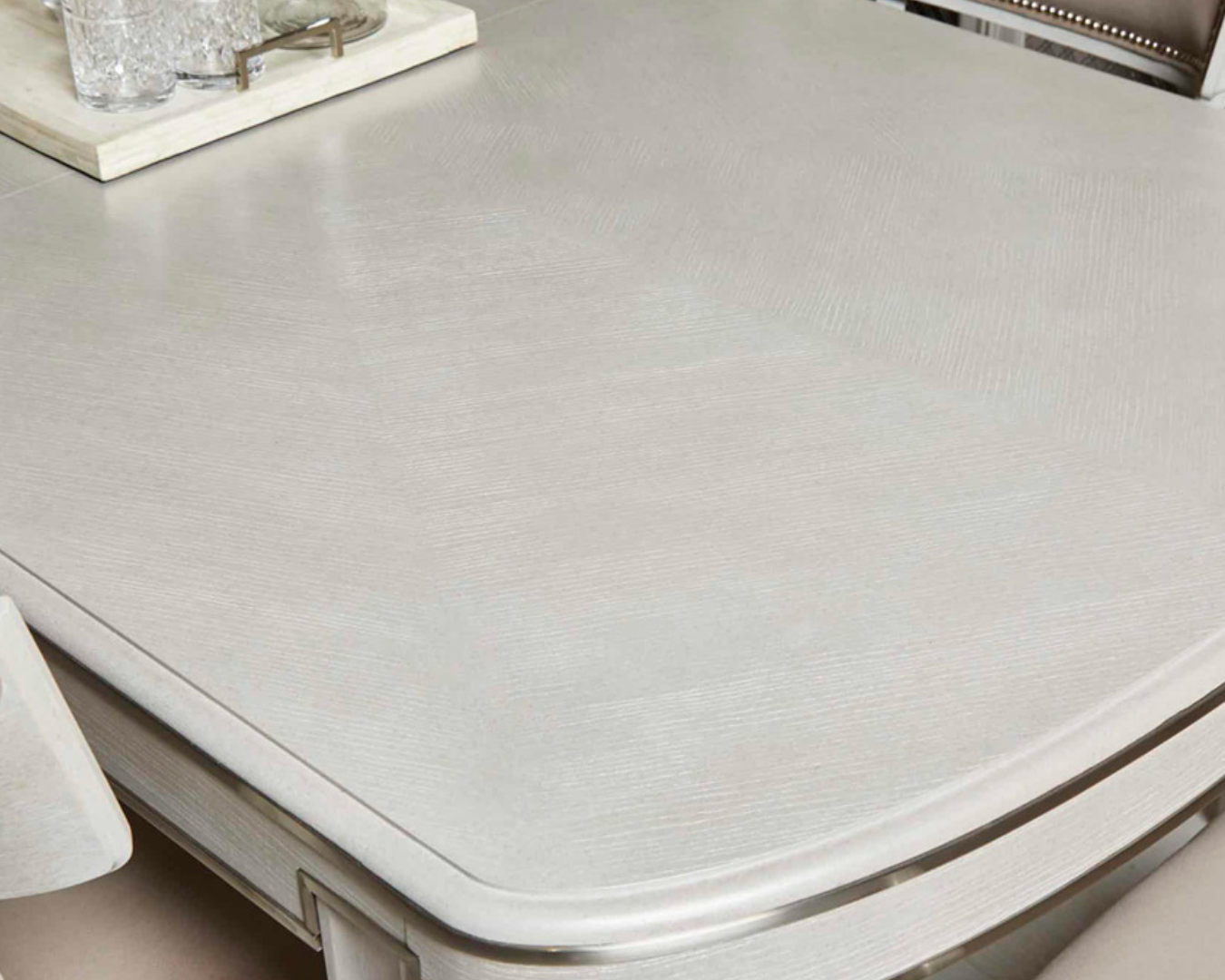 Castle Dinning Table