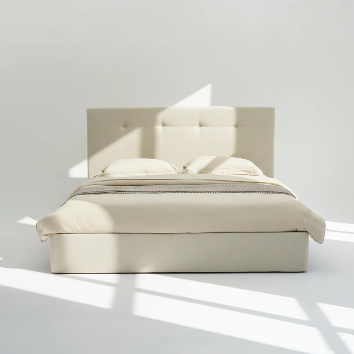 Hilton Bed