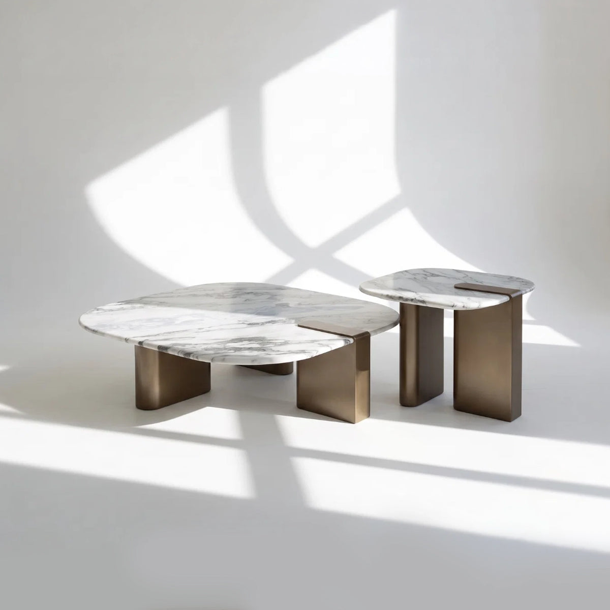 Pheenix Coffee Table